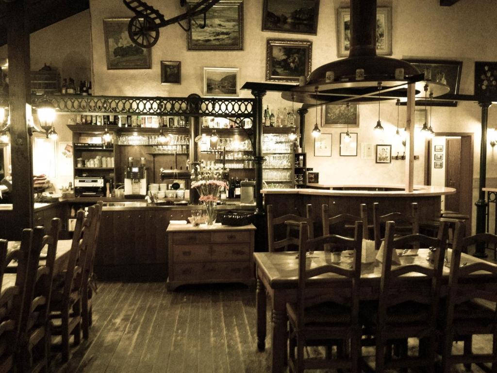 Altes Bierhaus Hotel Arzbach Bagian luar foto